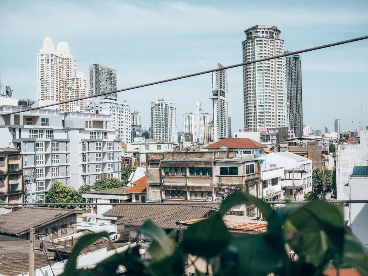 Haus Sathorn 11 Residence Бангкок Экстерьер фото